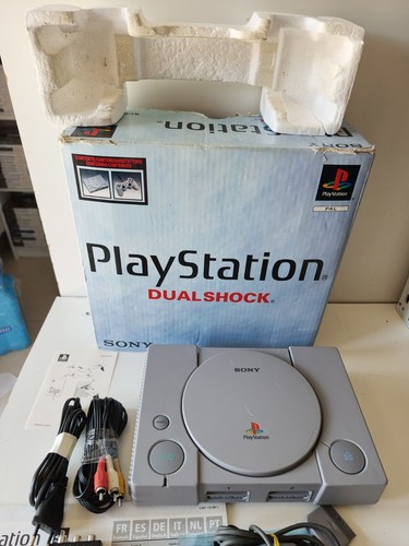 Sony playstation console ps1 - 1,